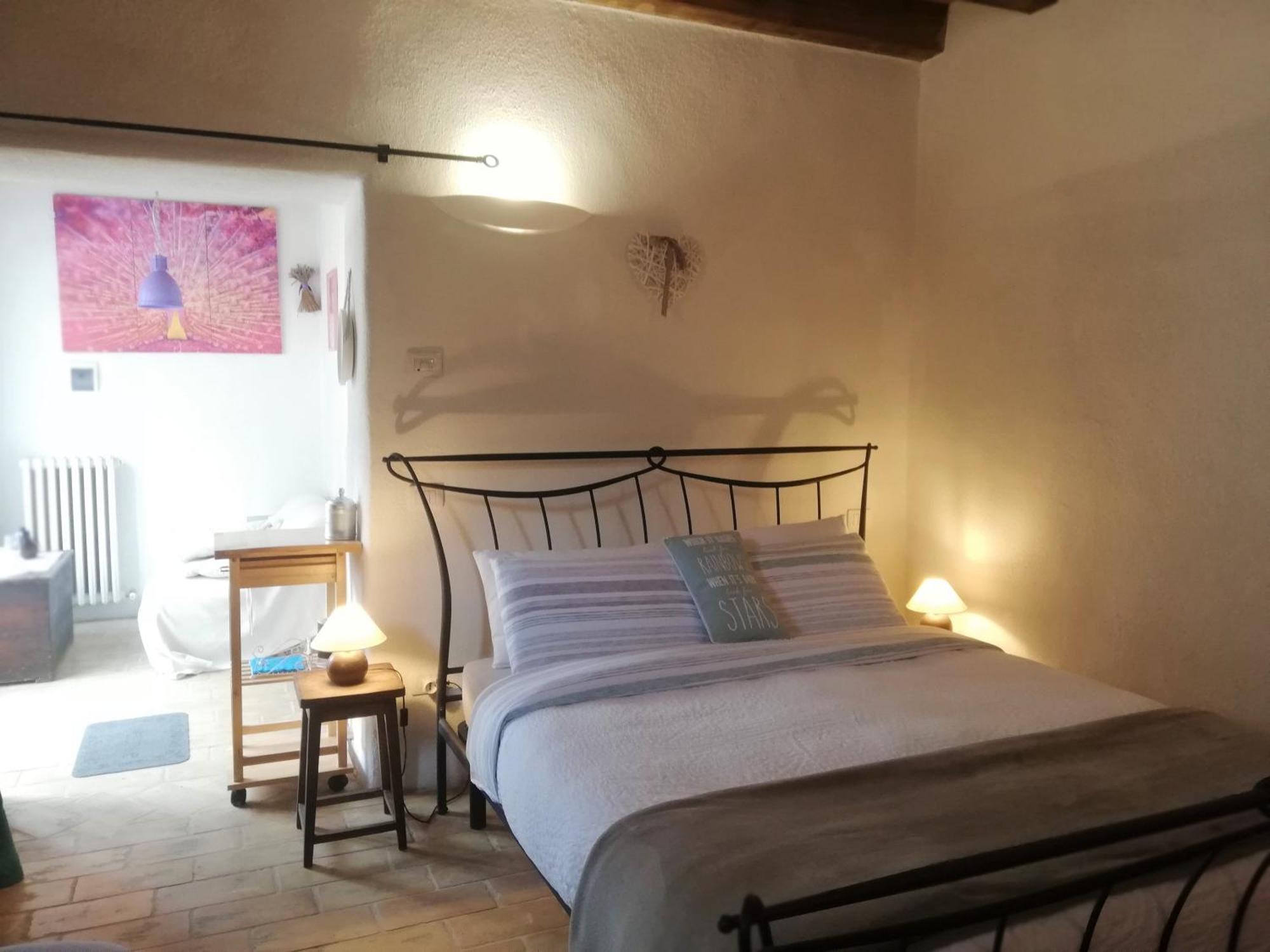 Le Ginestre Apartments Asís Habitación foto